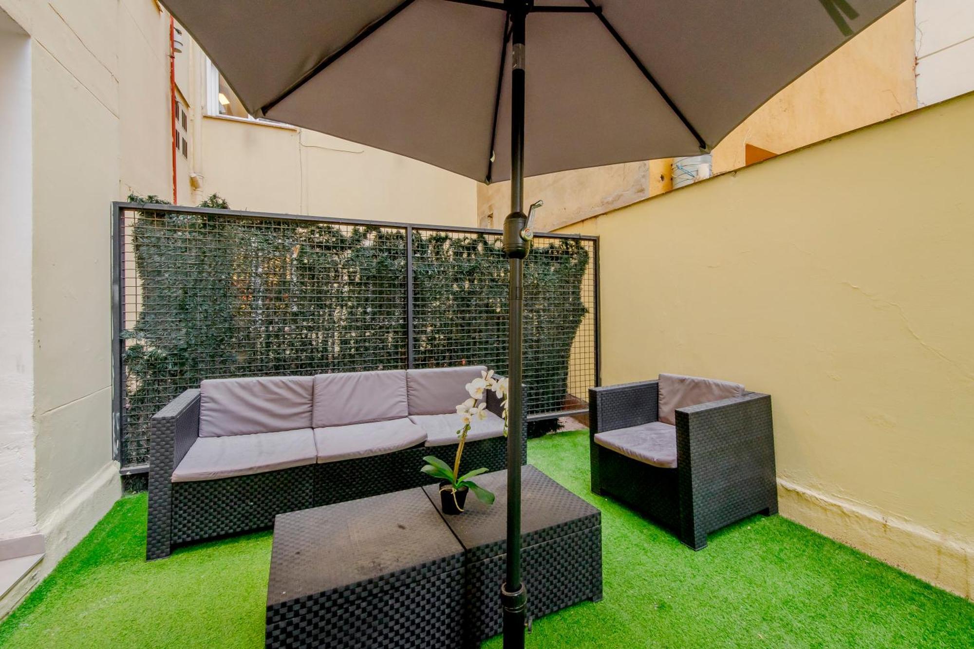 Acogedor Apt 3 Habitaciones Y Terraza En El Centro De Madrid — Photos 3